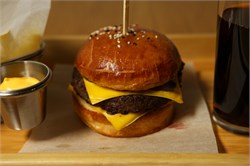 «Биг Чиз» бургер 2206